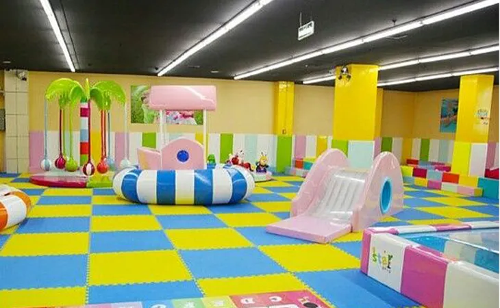  Kids area rubber floor
                                    